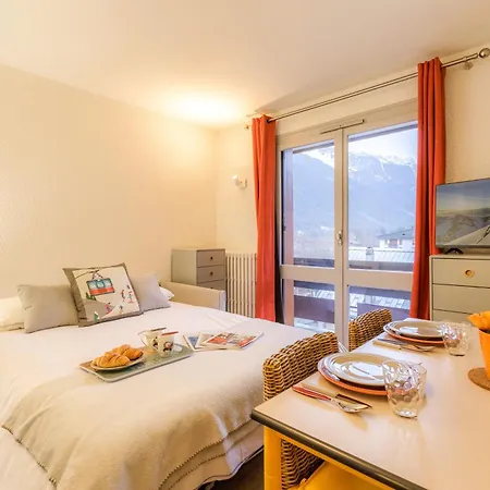 Des Periades - Happy *