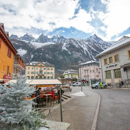 Des Periades - Happy Apartment